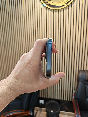 apple 13 pro adapter: IPhone 15 Pro Max, 256 GB, Black Titanium, Face ID, Sənədlərlə, Zəmanət — 3