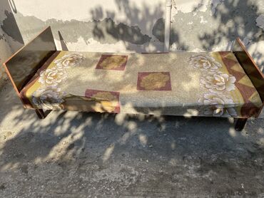 Çarpayılar: Təknəfərlik çarpayı, Bazasız, Matras ilə, Siyirməsiz