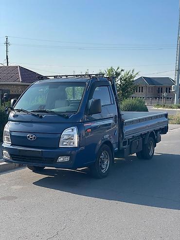 Hyundai Porter II — компактный бортовой грузовик. Основные