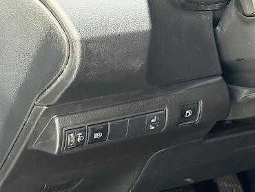 Toyota: Toyota Corolla: 2019 г., 1.8 л, Вариатор, Гибрид, Седан — 8