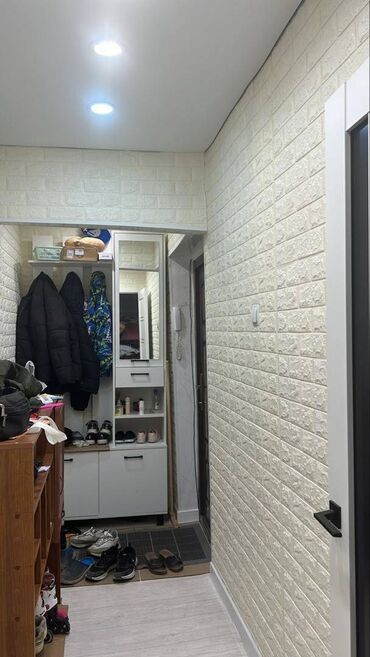 2 комнатная квартира в бишкеке купить: 1 комната, 32 м², 104 серия, 3 этаж, Евроремонт