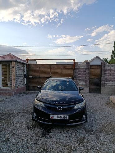 срочно продать машину: Toyota Camry: 2012 г., 2.5 л, Автоматические, Бензин, Седан