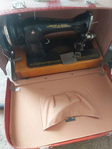 аренда швейный машинки: Швейная машинка ручная новая