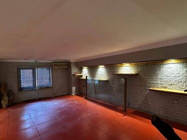 Kommersiya daşınmaz əmlakının satışı: Nizami metrosunun yaxınlığında, Qoç ət restoranın yanında 16 mərtəbəli — 13