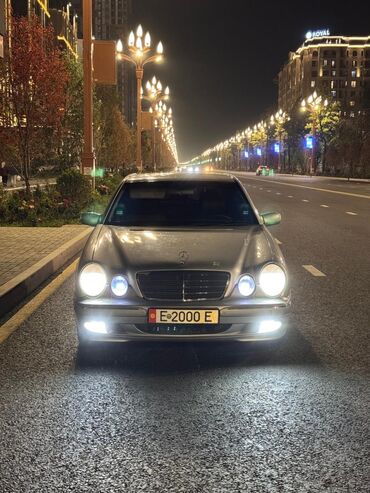 продаю машину требуется ремонт двигателя: Mercedes-Benz E-Class: 2000 г., 3.2 л, Автомат, Бензин, Седан