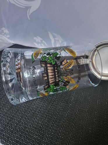 Čaše: Nemacka nova vintaz krigla. Krigla sve na njoj odsjaj od svetla — 8