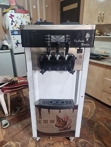 Профессиональный аппарат для мягкого мороженого (Ice Cream Machine)