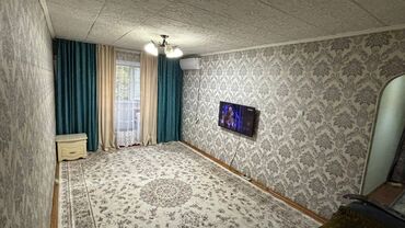 дом в токмаке: 2 бөлмө, 43 кв. м, 104-серия, 4 кабат, Косметикалык ремонт
