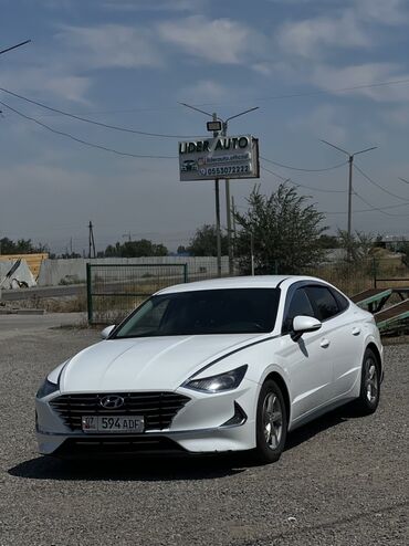 жакшы машина: Hyundai Sonata: 2020 г., 2 л, Автоматтык, Газ, Седан