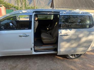 капитор: Kia Carnival: 2020 г., Автомат, Минивэн — 3
