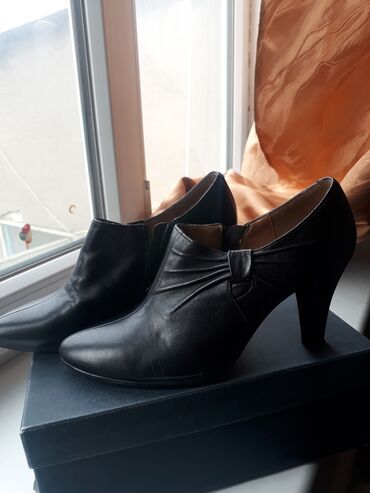 женские кожаные туфли размер 35: Ботинки и ботильоны 35, цвет - Черный