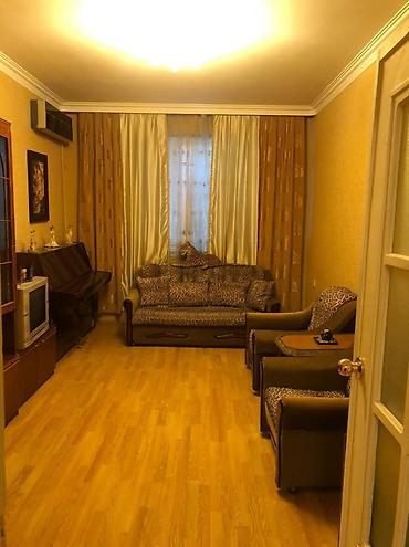 Квартиры: Баку, 3 комнаты, Вторичка, 70 м² — 1