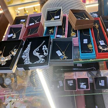 qızıl boyunbağılar: Her növ biznes üçün mebel avadanlıqları ve aksesuarlar maya deyerinden — 3