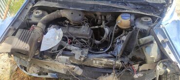 Volkswagen: Volkswagen Vento: 1993 г., 1.8 л, Механика, Бензин, Седан — 9