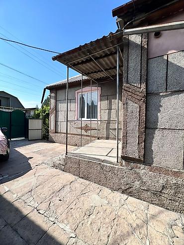 Продажа коттеджей и домов: 4 комнаты, 85 м², Бишкек, Риэлтор — 22