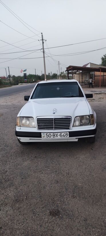 mercedes e 250: Mercedes-Benz 200: 0.2 l | 1989 il