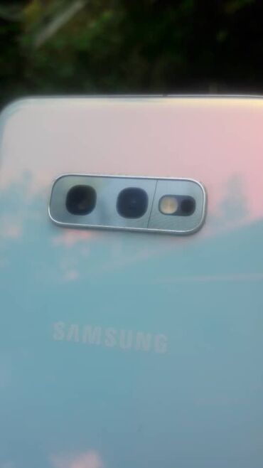 �������������� �� 6 �������� �� �������������� в Кыргызстан | Samsung: Samsung Galaxy S10e | 128 ГБ | Две SIM карты