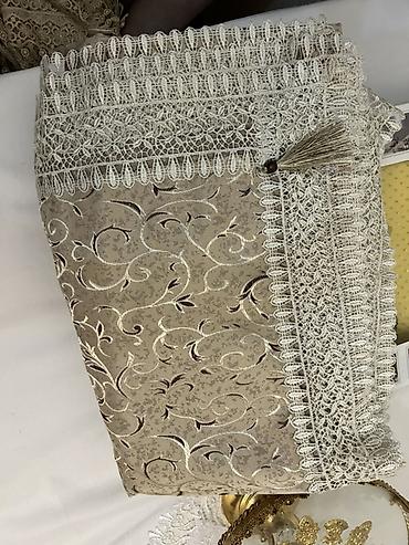 Zərif naxışlı süfrə dəsti - Material: qalın toxumalı parça, üzərində