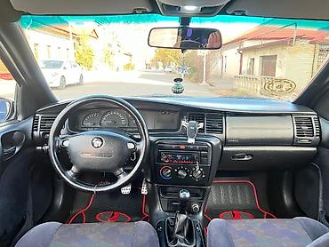 Opel: Opel Vectra: 1.6 l | 1999 il 47187 km Sedan — 11
