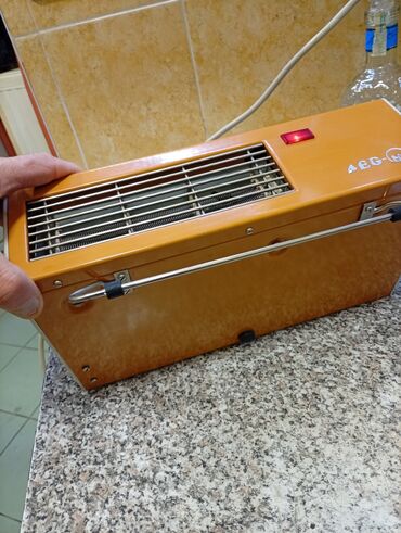Kaloriferi: AEG-MTK električni grejač/ventilator za prostorije. skroz malo — 9