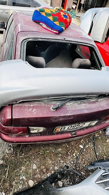 Продажа авто: Ford Escort: 1993 г., 1.6 л, Механика, Бензин, Хэтчбэк — 3