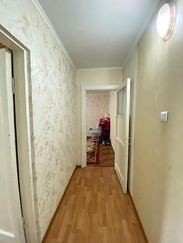 Батирлер: 2 бөлмө, 42 м², 3-мкр 104-серия, 4 кабат, Косметикалык оңдоо — 4