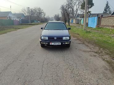 tayota vitz: Volkswagen Vento: 1993 г., 1.8 л, Механика, Бензин, Седан — 1