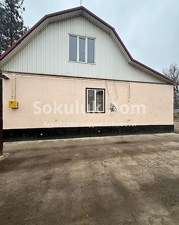 Продажа коттеджей и домов: 🏠Продается дом в с. Сокулук 🟡Комнаты: 5 🟡Участок: 8 соток 🟡Отопление — 1