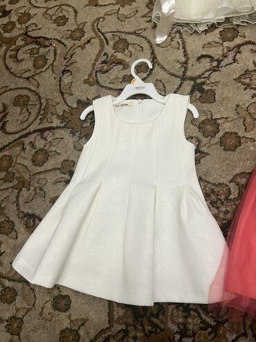 Иссык-Куль 2024: Детское платье, цвет - Белый, Б/у