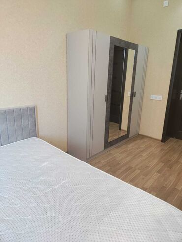 paltar skafı: Açılan, 4 qapılı Düz dolab, Qarderob, paltar dolabı, Türkiyə