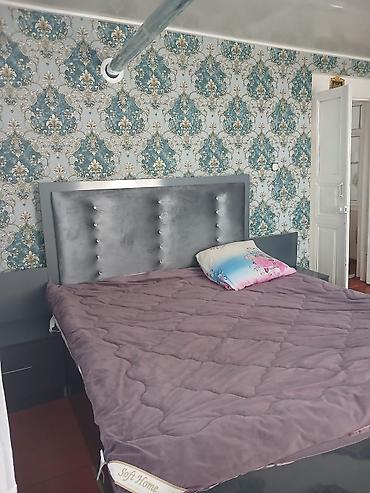 qapı dayandırıcı: Yataq otağı mebel dəsti – boz rəngli, parlaq səthli modern dizayn — 3