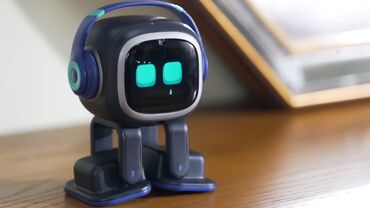 приставка для телефона: Робот-питомец, который ведет себя как живой! Умный робот EMO –