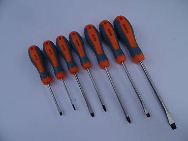 Setovi ručnog alata: Set odvijača GEKO CRV – 7 delova - Tipovi: ravni i krstasti — 2