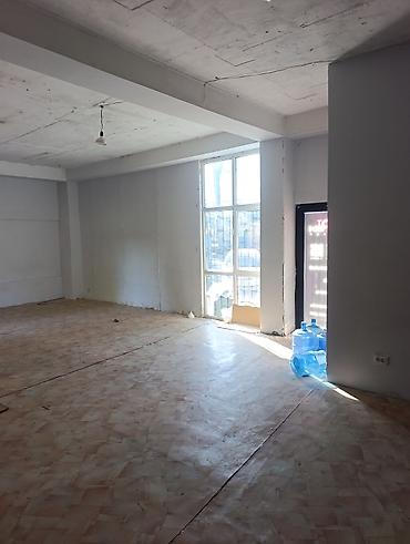 Аренда коммерческой недвижимости: Сдаю Офис целиком: 60 м², В административном здании, С ремонтом, Первая линия — 6