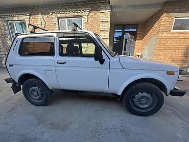 mazda mx5: ВАЗ (ЛАДА) 2121 (4x4): 2004 г., 1.8 л, Механика, Бензин, Внедорожник — 2