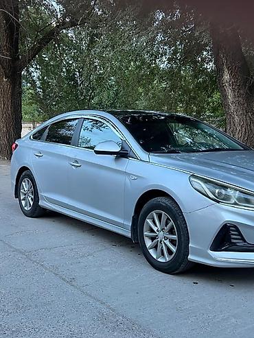Продажа авто: Hyundai Sonata: 2018 г., 2 л, Автомат, Газ, Седан — 6