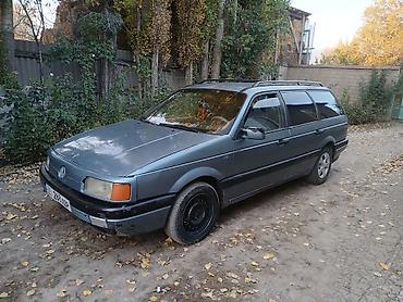 Volkswagen: Volkswagen Passat: 1991 г., 1.8 л, Механика, Бензин, Универсал — 2
