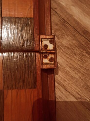 Şahmatlar: Taxta şahmat dəsti – qutulu, əl işinə bənzər klassik model — 3