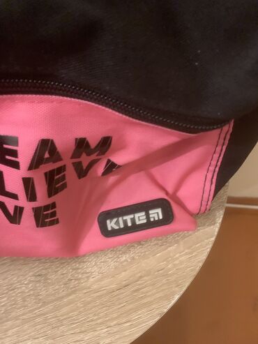 Məktəb çantaları: Mekteb sumkasi yaxsi veziyyetde — 3