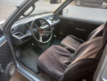 Daihatsu: Daihatsu Cuore: 1988 г., 0.8 л, Механика, Бензин, Хэтчбэк — 9