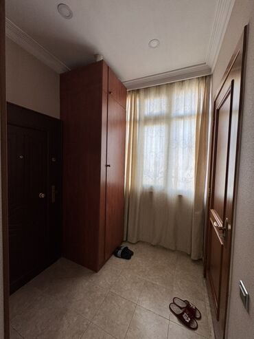 Köhnə tikili: Bakı, 28 May, 4 otaqlı, Köhnə tikili, m. İçərişəhər, 96 kv. m -da lalafo.az — 12 Köhnə tikili: Bakı, 28 May, 4 otaqlı, Köhnə tikili, m. İçərişəhər, 96 kv. m — 12