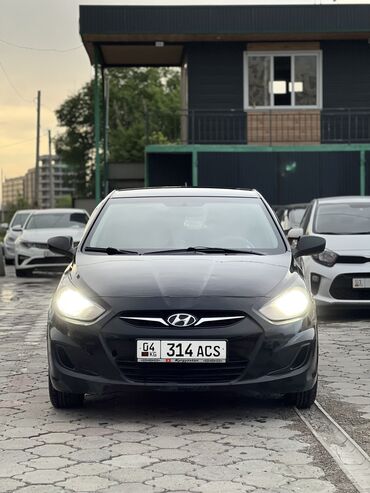 на солярис: Hyundai Solaris: 2013 г., 1.6 л, Автомат, Бензин, Седан