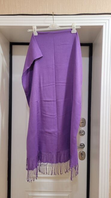 Baş geyimləri: Şarf 5 man
təzədi
şəkli sola cevirin — 19