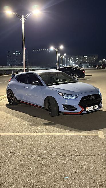 tur: Hyundai Veloster: 2019 г., 2 л, Механика, Бензин, Хэтчбэк — 6