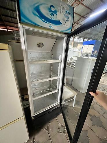 марозильник: СРОЧНО ПРОДАЕТСЯ ВИТРИННЫЙ 
ЦЕНЫ РАЗНЫЕ 
ХОЛОДИЛЬНИКИ — 6