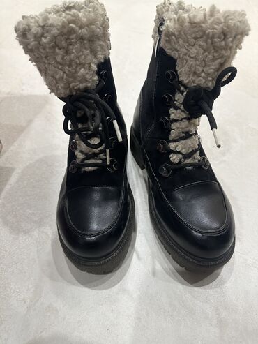 зимний обувь: Ботинки и ботильоны 35, цвет - Черный