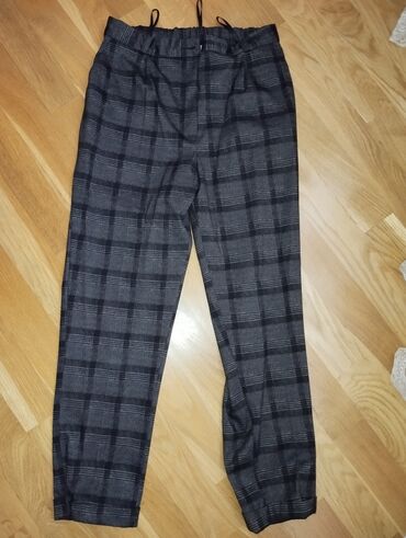 Dəstlər, kostyumlar: Dəst kostyum qadın üçün 40 razmer yeni kimidir 1 dəfə geyinilib baha — 3