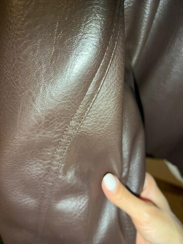 Kurtkalar: Dəri kurtka, Zara, XS -da lalafo.az — 9 Kurtkalar: Dəri kurtka, Zara, XS — 9