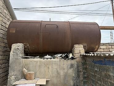 Metallik silindrik yanacaq/su çəni - Material: qalın divarlı polad -