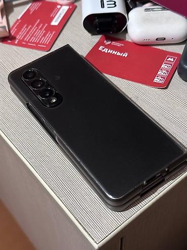 fold: Samsung Galaxy Z Fold 3, Б/у, 256 ГБ, цвет - Черный, 2 SIM — 1